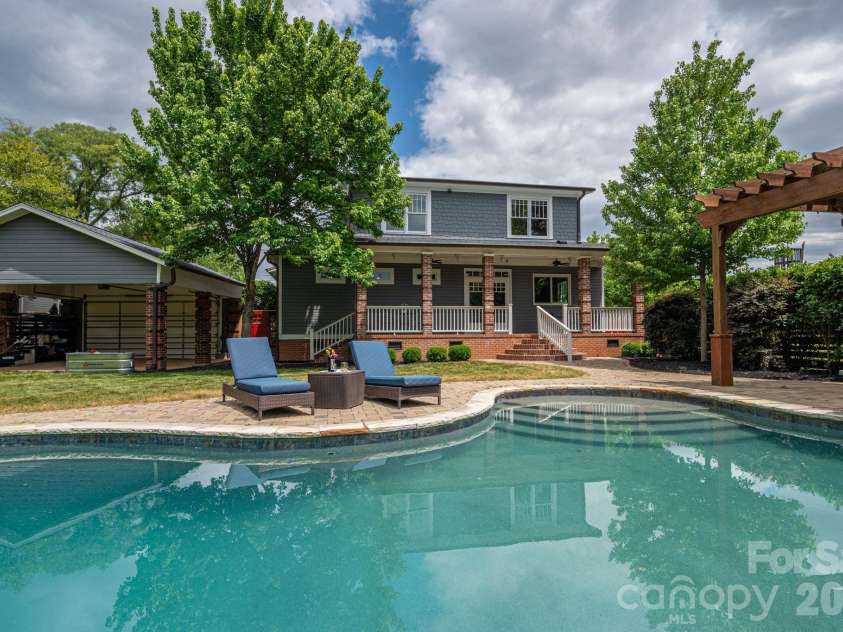 307 Main Street, Belmont, NC 28012.  MLS# CAR4374095, YatesRealty ID 18934. 