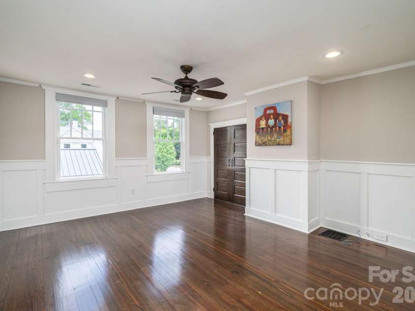 307 Main Street, Belmont, NC 28012.  MLS# CAR4374095, YatesRealty ID 18934. Bed 2