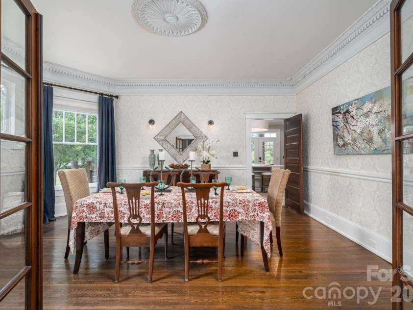 307 Main Street, Belmont, NC 28012.  MLS# CAR4374095, YatesRealty ID 18934. Dining