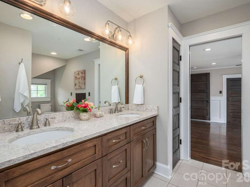 307 Main Street, Belmont, NC 28012.  MLS# CAR4374095, YatesRealty ID 18934. Full bath up