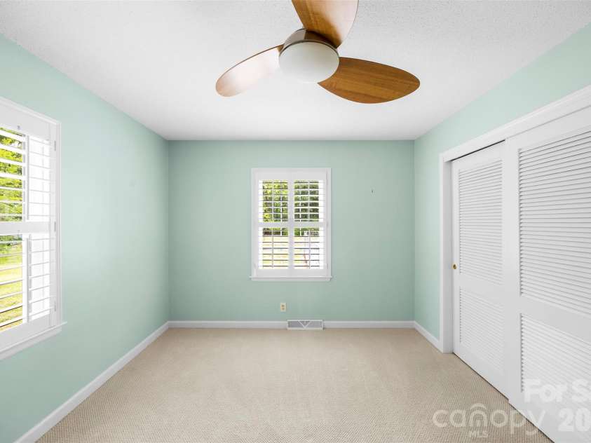 801 Saint Marks Church Road, Bessemer City, NC 28016.  MLS# CAR4376311, YatesRealty ID 18935. 