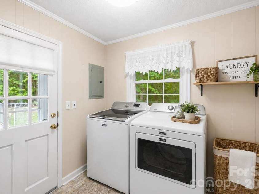 801 Saint Marks Church Road, Bessemer City, NC 28016.  MLS# CAR4376311, YatesRealty ID 18935. 