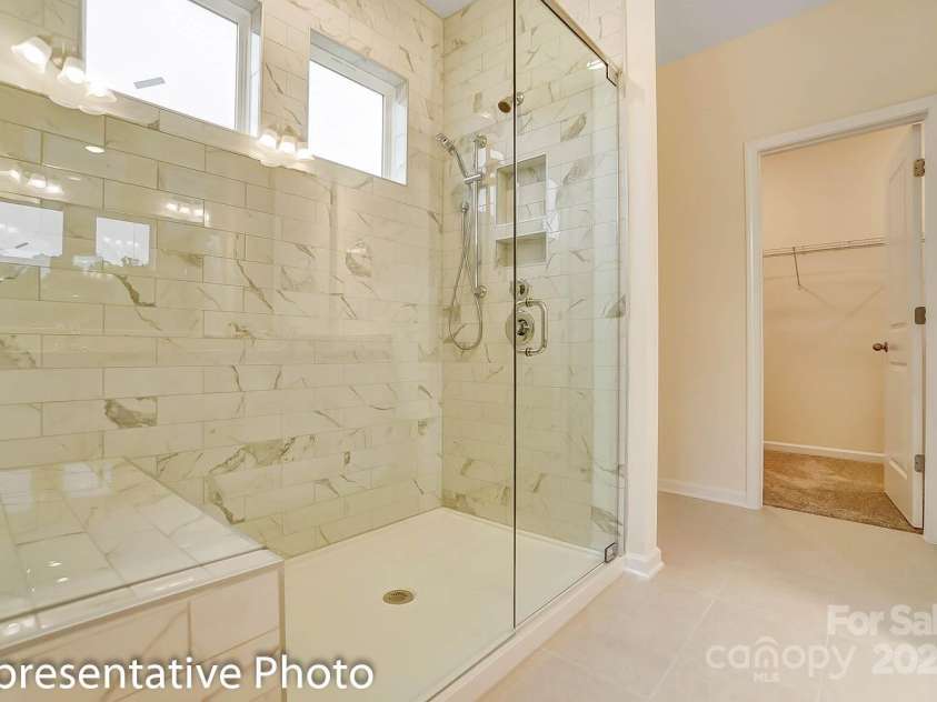 125 Prestwick Way, Mooresville, NC 28115.  MLS# CAR4259728, YatesRealty ID 18936. 