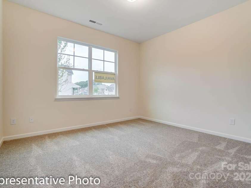125 Prestwick Way, Mooresville, NC 28115.  MLS# CAR4259728, YatesRealty ID 18936. 
