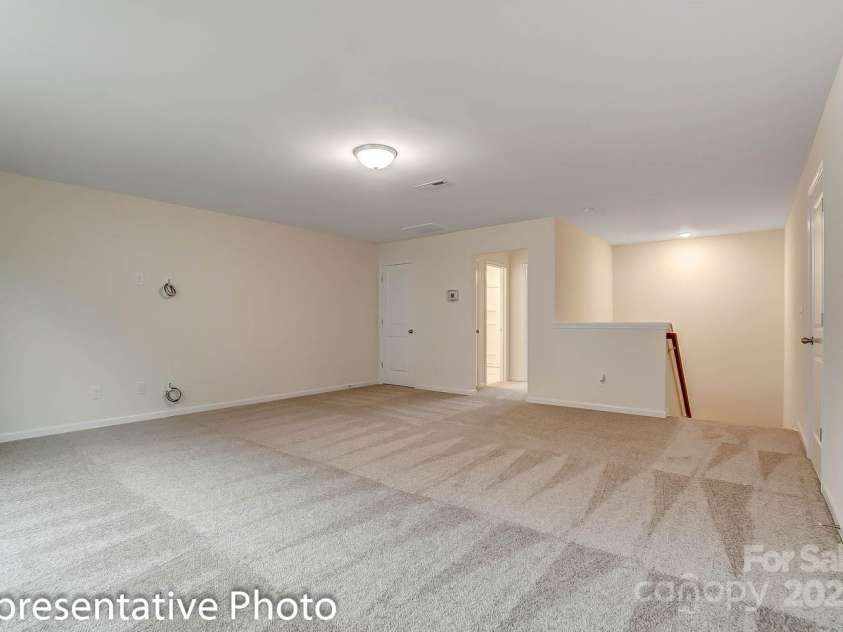 125 Prestwick Way, Mooresville, NC 28115.  MLS# CAR4259728, YatesRealty ID 18936. 