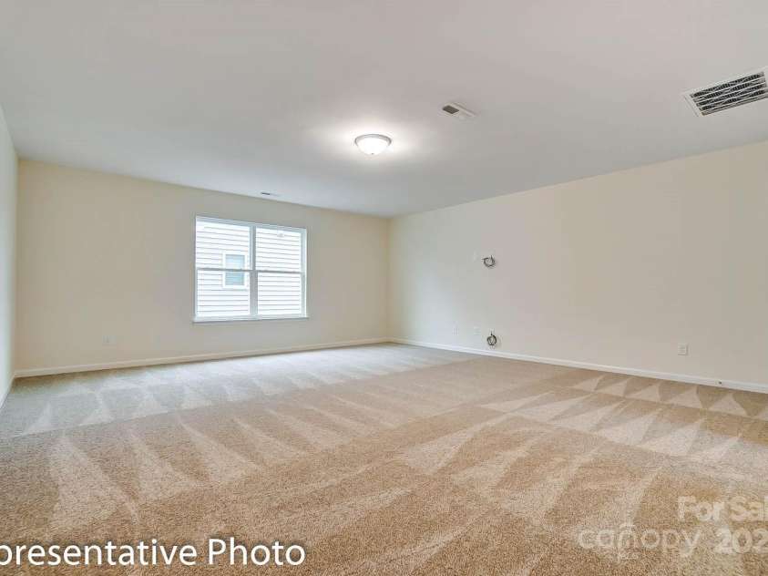 125 Prestwick Way, Mooresville, NC 28115.  MLS# CAR4259728, YatesRealty ID 18936. 