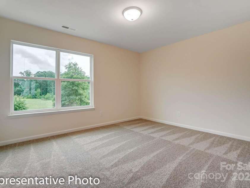 125 Prestwick Way, Mooresville, NC 28115.  MLS# CAR4259728, YatesRealty ID 18936. 