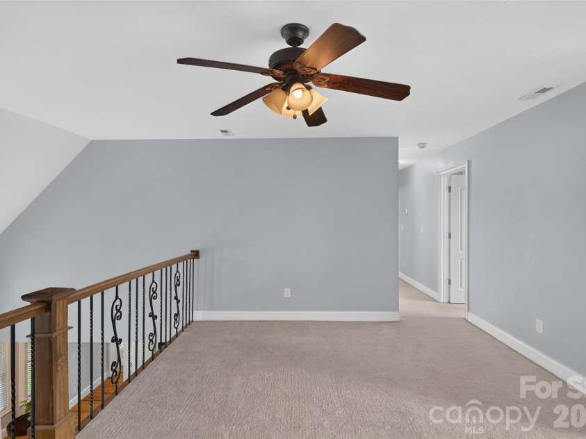 7940 Oakmont Court, Hickory, NC 28602.  MLS# CAR4417499, YatesRealty ID 18937. 