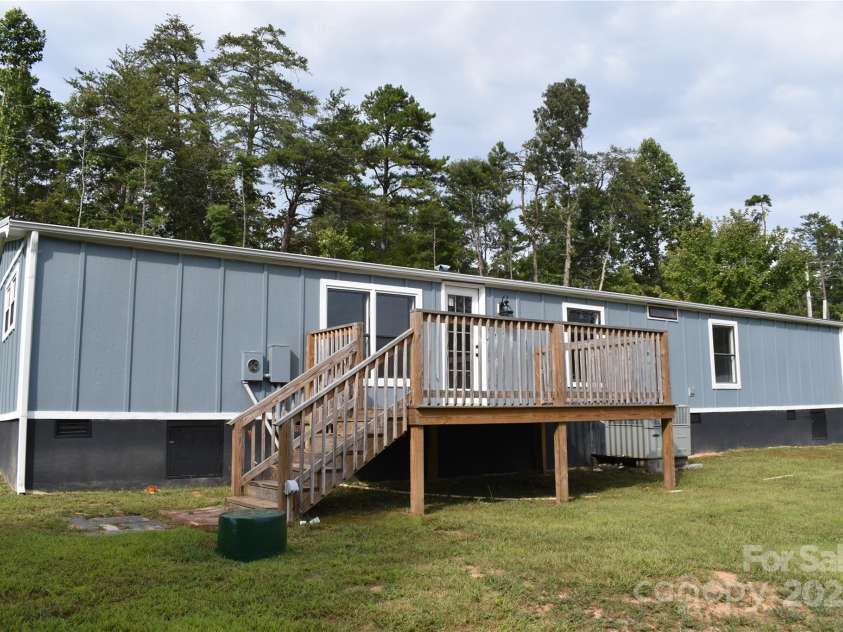 91 Sweet Gum Drive, Nebo, NC 28761.  MLS# CAR4303237, YatesRealty ID 1894. 