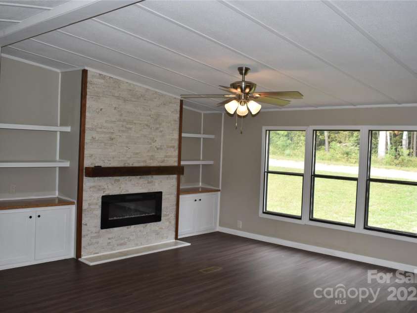 91 Sweet Gum Drive, Nebo, NC 28761.  MLS# CAR4303237, YatesRealty ID 1894. 