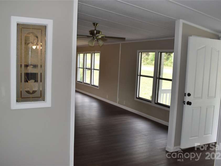 91 Sweet Gum Drive, Nebo, NC 28761.  MLS# CAR4303237, YatesRealty ID 1894. 