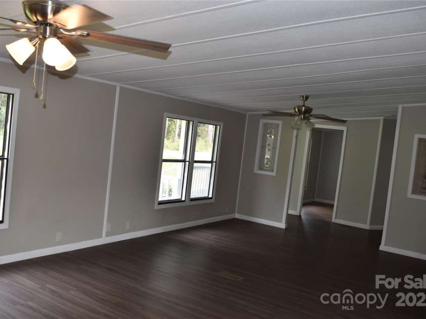 91 Sweet Gum Drive, Nebo, NC 28761.  MLS# CAR4303237, YatesRealty ID 1894. 