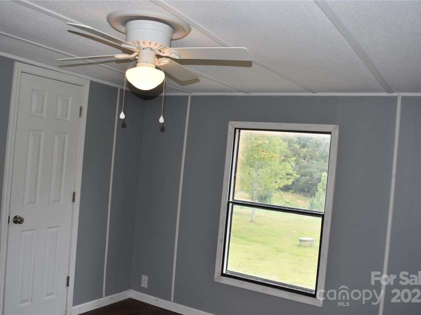 91 Sweet Gum Drive, Nebo, NC 28761.  MLS# CAR4303237, YatesRealty ID 1894. 