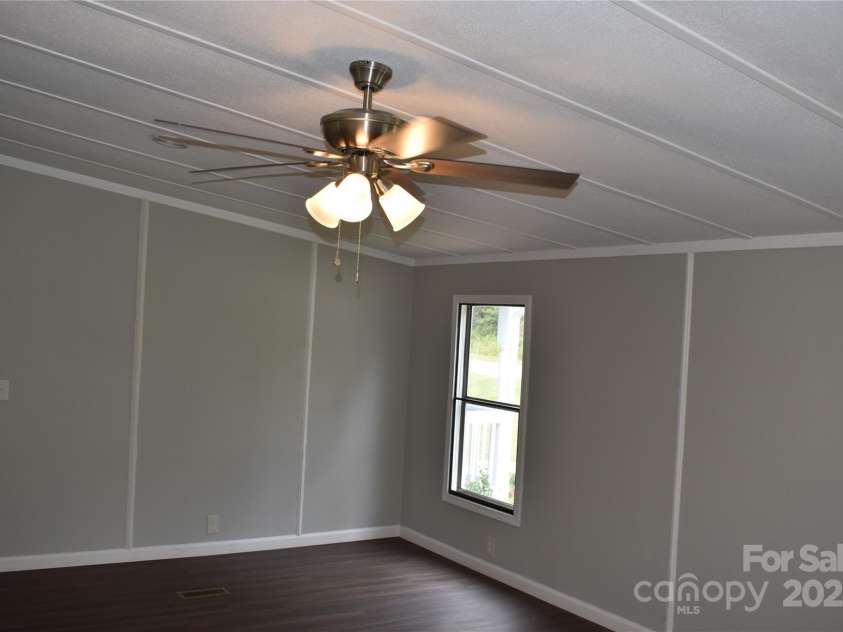 91 Sweet Gum Drive, Nebo, NC 28761.  MLS# CAR4303237, YatesRealty ID 1894. 
