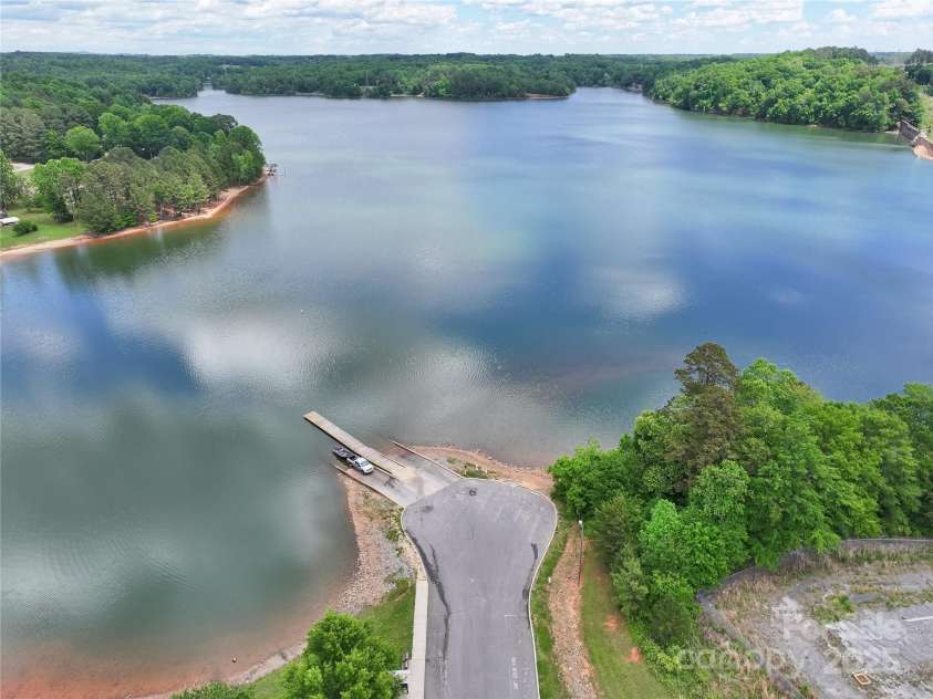 4585 Sunrise Beach Road, Catawba, NC 28609.  MLS# CAR4254390, YatesRealty ID 18940. 