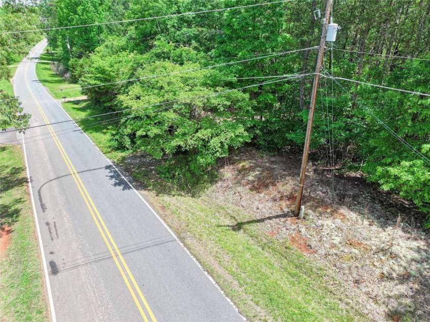 4585 Sunrise Beach Road, Catawba, NC 28609.  MLS# CAR4254390, YatesRealty ID 18940. 