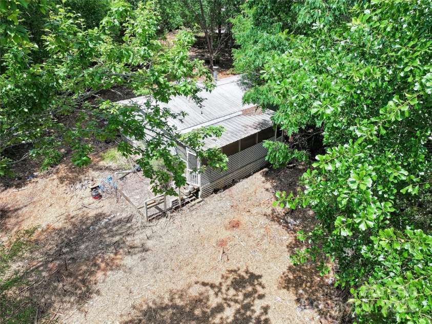 4585 Sunrise Beach Road, Catawba, NC 28609.  MLS# CAR4254390, YatesRealty ID 18940. 