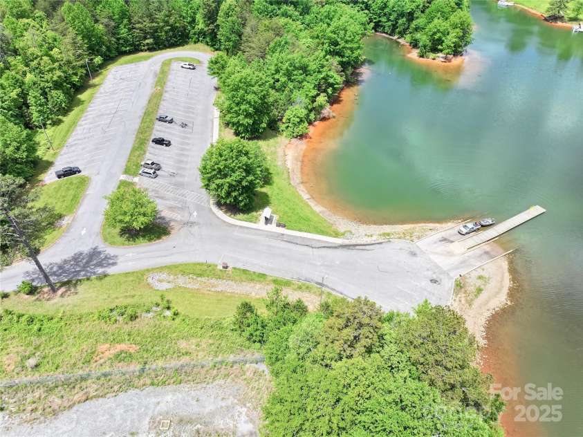 4585 Sunrise Beach Road, Catawba, NC 28609.  MLS# CAR4254390, YatesRealty ID 18940. 