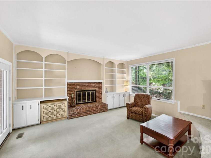 7412 Timber Ridge Drive, Mint Hill, NC 28227.  MLS# CAR4374270, YatesRealty ID 18940. Family Room
