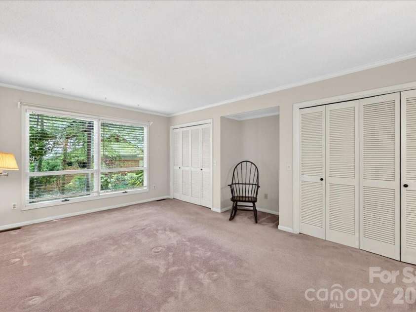 7412 Timber Ridge Drive, Mint Hill, NC 28227.  MLS# CAR4374270, YatesRealty ID 18940. Primary Bedroom