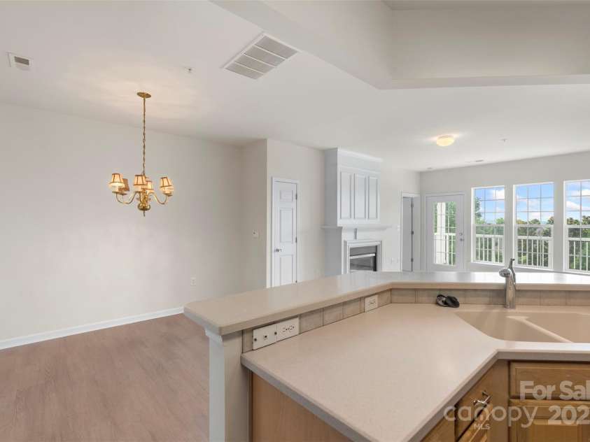 14347 San Paolo Lane, Charlotte, NC 28277.  MLS# CAR4267940, YatesRealty ID 18941. 