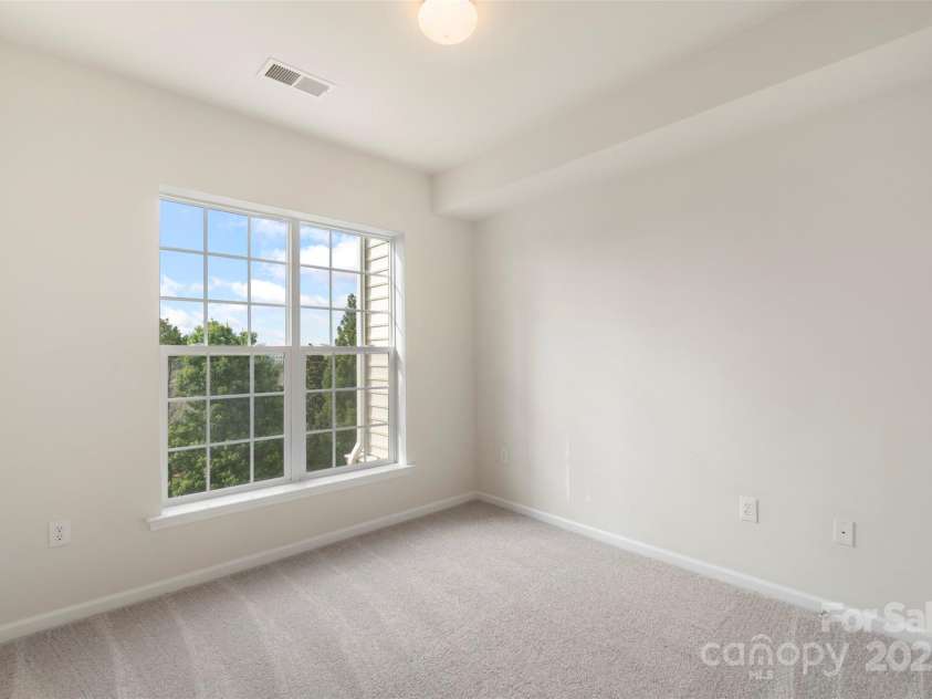 14347 San Paolo Lane, Charlotte, NC 28277.  MLS# CAR4267940, YatesRealty ID 18941. 