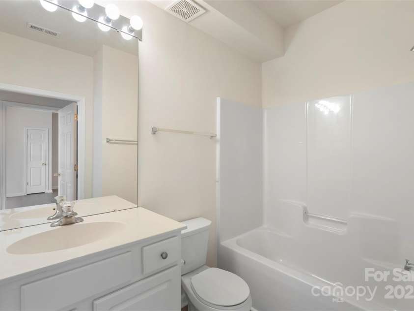 14347 San Paolo Lane, Charlotte, NC 28277.  MLS# CAR4267940, YatesRealty ID 18941. 