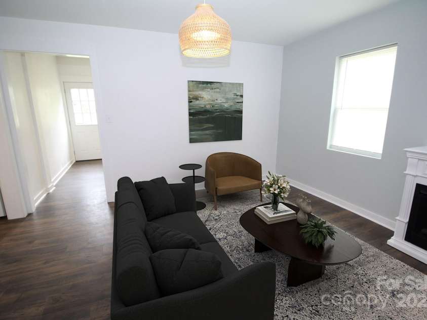 409 Apple Street, Gastonia, NC 28054.  MLS# CAR4288223, YatesRealty ID 18942. 