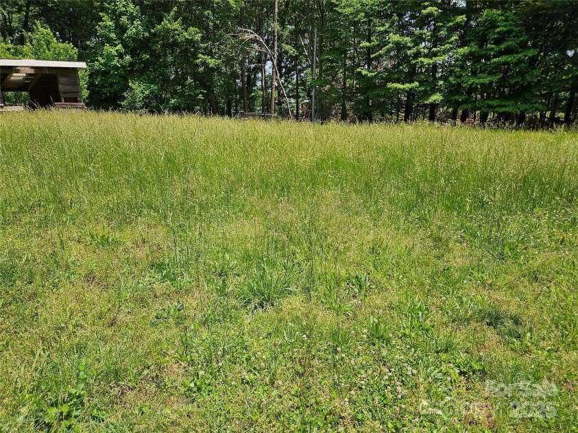 368 Settlemyre Road, Morganton, NC 28655.  MLS# CAR4264485, YatesRealty ID 18943. 