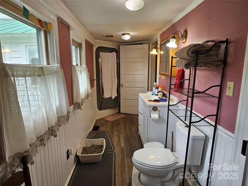 368 Settlemyre Road, Morganton, NC 28655.  MLS# CAR4264485, YatesRealty ID 18943. 