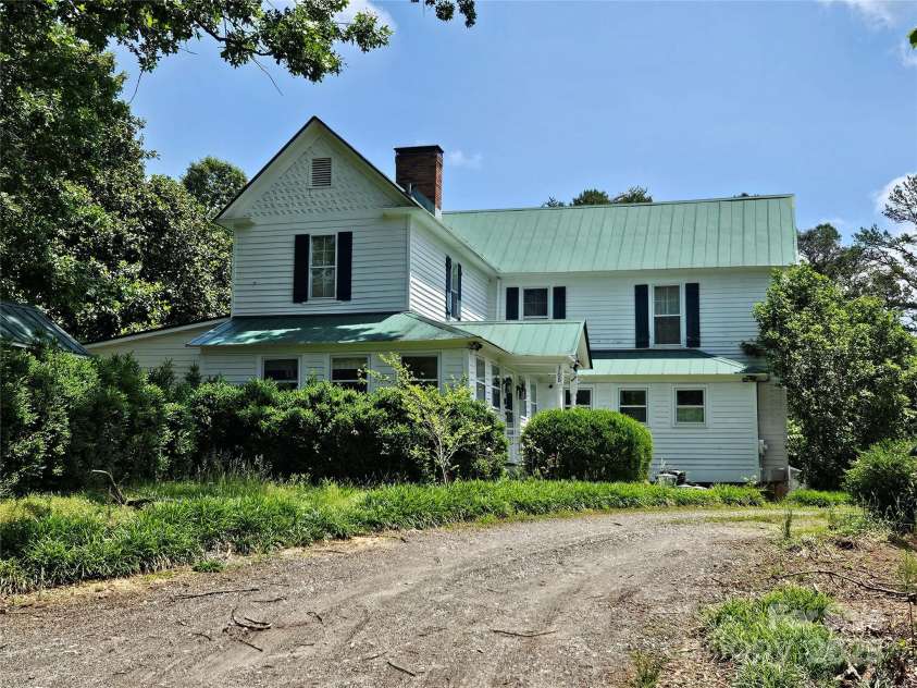 368 Settlemyre Road, Morganton, NC 28655.  MLS# CAR4264485, YatesRealty ID 18943. 