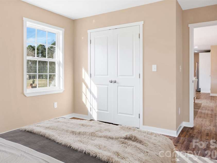 179 Stephens Lane, Thomasville, NC 27360.  MLS# CAR4376803, YatesRealty ID 18948. 