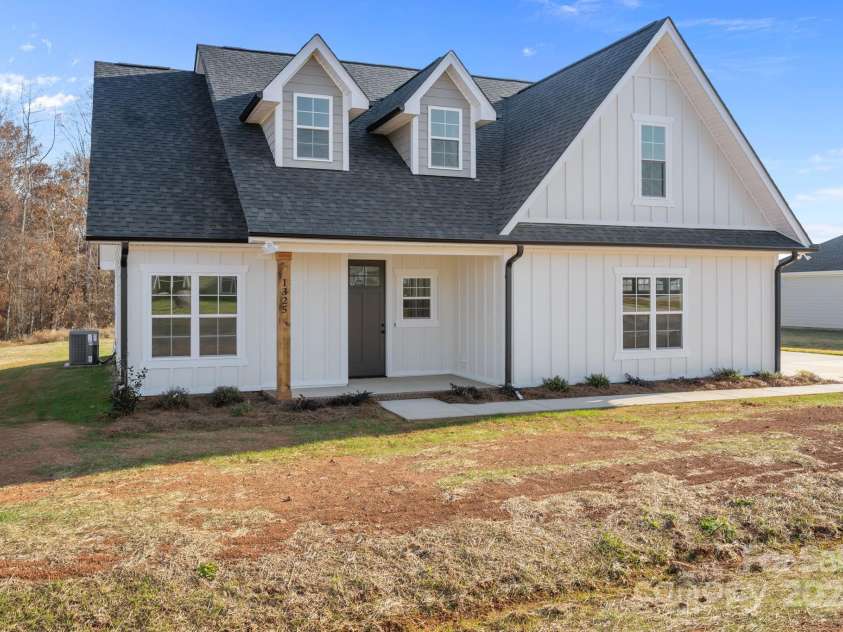 1325 Coppergate Drive, Salisbury, NC 28147.  MLS# CAR4324770, YatesRealty ID 1895. 