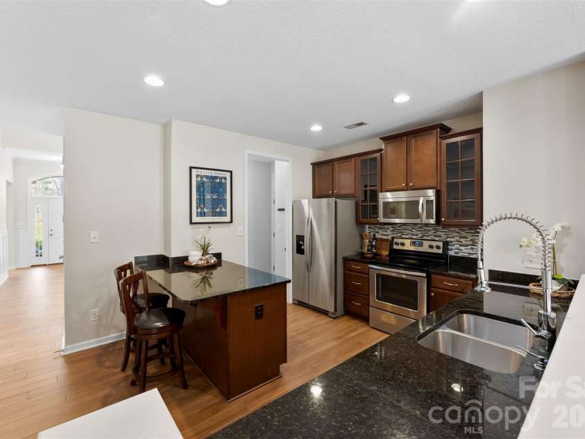 1201 Mckee Farm Lane, Belmont, NC 28012.  MLS# CAR4351148, YatesRealty ID 18950. 