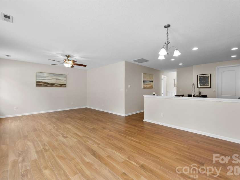 1201 Mckee Farm Lane, Belmont, NC 28012.  MLS# CAR4351148, YatesRealty ID 18950. 