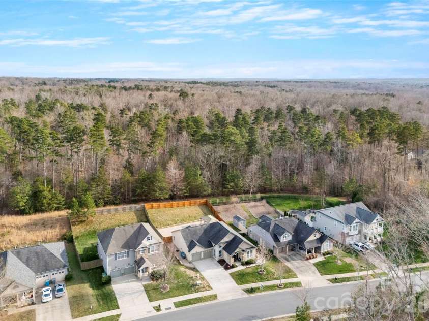 1201 Mckee Farm Lane, Belmont, NC 28012.  MLS# CAR4351148, YatesRealty ID 18950. 