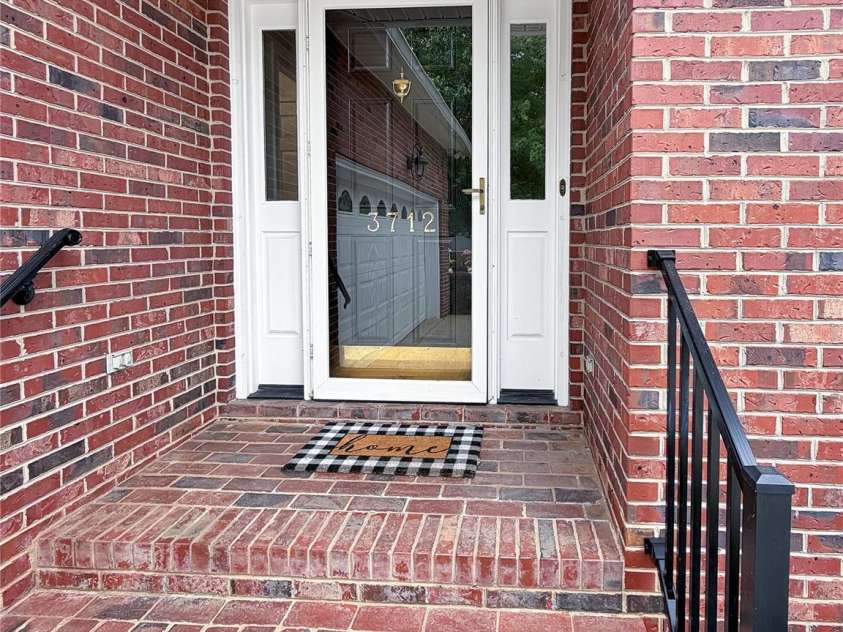 3712 Bryantcole Way, Gastonia, NC 28056.  MLS# CAR4375354, YatesRealty ID 18952. 