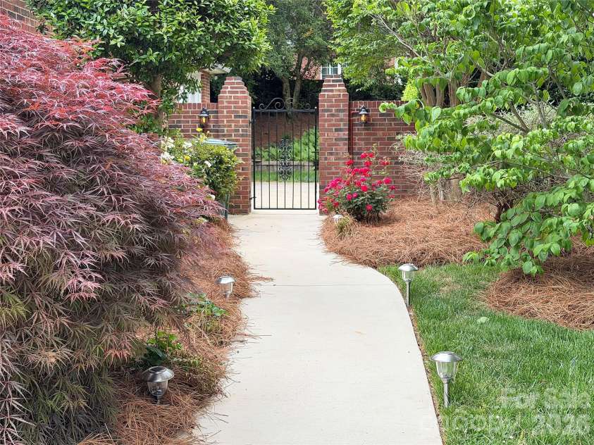 3712 Bryantcole Way, Gastonia, NC 28056.  MLS# CAR4375354, YatesRealty ID 18952. 