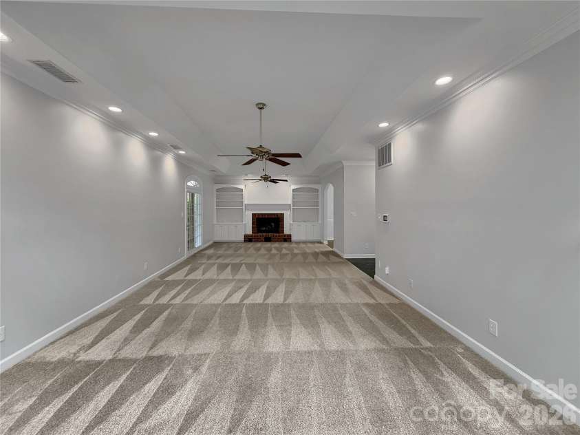 3712 Bryantcole Way, Gastonia, NC 28056.  MLS# CAR4375354, YatesRealty ID 18952. 