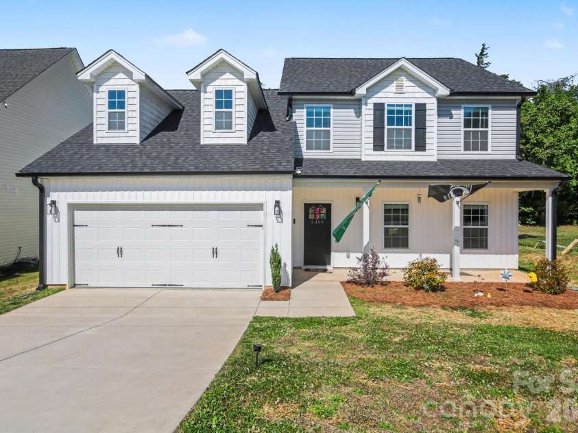 5305 Ridgefall Road, Greensboro, NC 27410.  MLS# CAR4371790, YatesRealty ID 18953. 