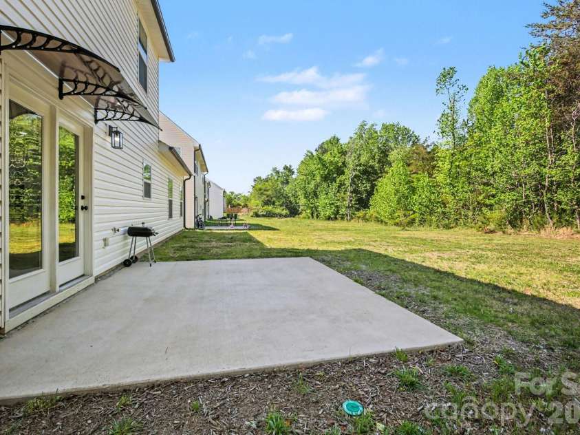 5305 Ridgefall Road, Greensboro, NC 27410.  MLS# CAR4371790, YatesRealty ID 18953. 