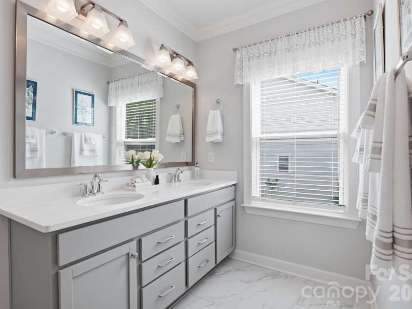 16136 Commodore Drive, Lancaster, SC 29720.  MLS# CAR4365715, YatesRealty ID 18954. 
