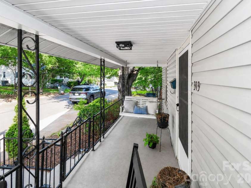 313 Dingler Avenue, Mooresville, NC 28115.  MLS# CAR4317035, YatesRealty ID 18955. 