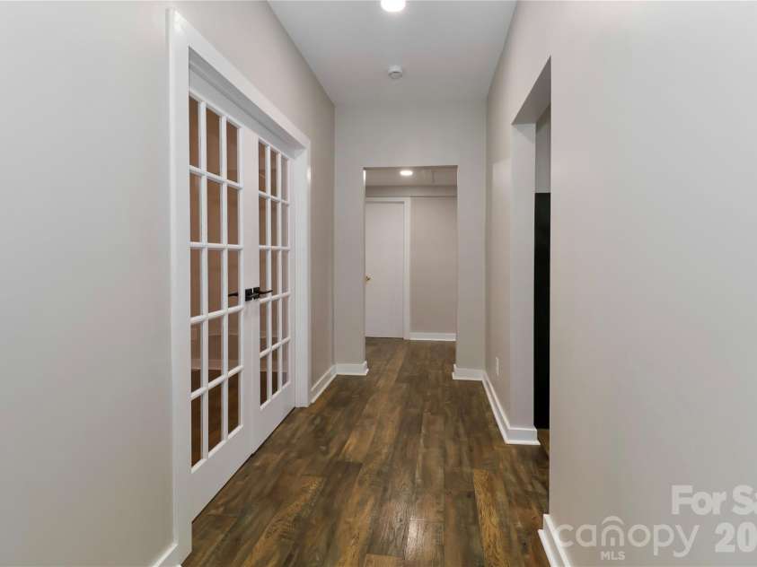 313 Dingler Avenue, Mooresville, NC 28115.  MLS# CAR4317035, YatesRealty ID 18955. Hall