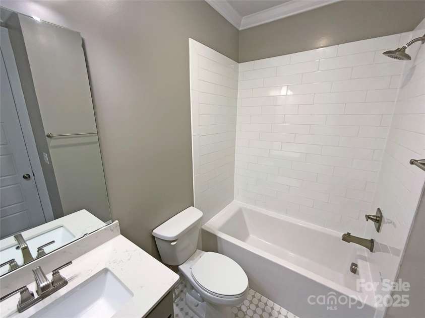 11005 Cobb Creek Court, Charlotte, NC 28277.  MLS# CAR4228293, YatesRealty ID 18956. 