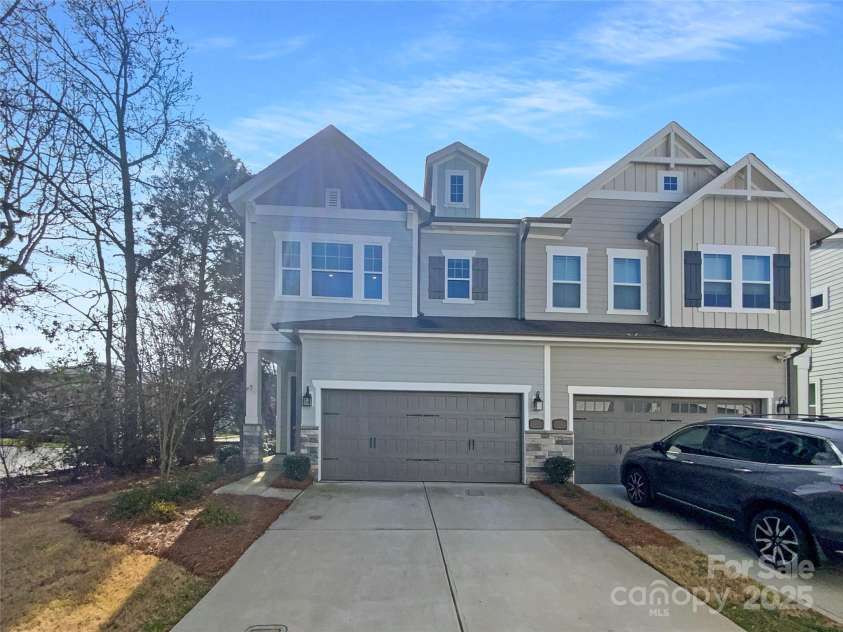 11005 Cobb Creek Court, Charlotte, NC 28277.  MLS# CAR4228293, YatesRealty ID 18956. 