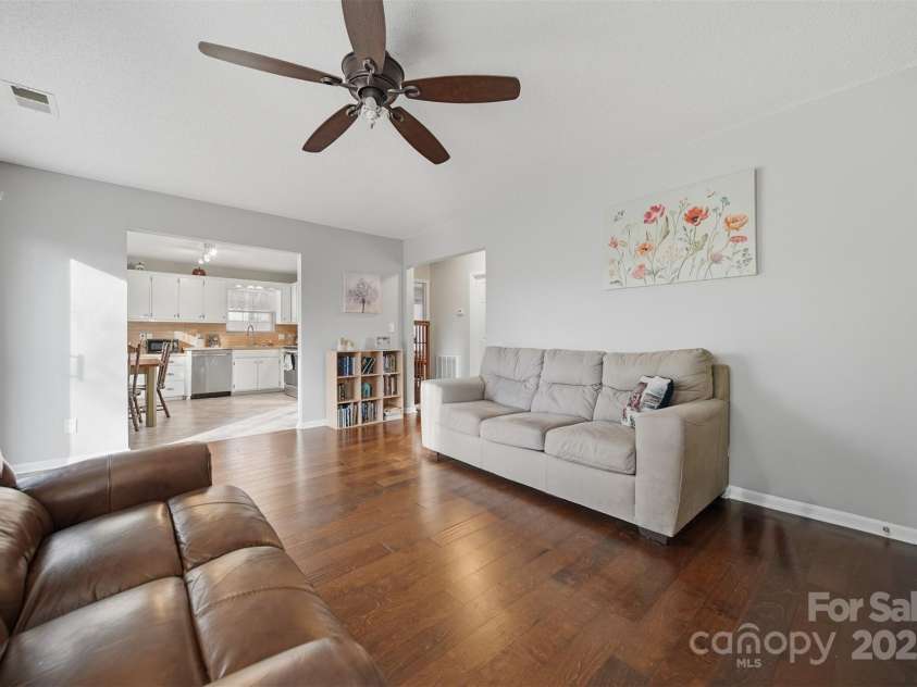 102 Brandywine Drive, Conover, NC 28613.  MLS# CAR4326378, YatesRealty ID 18957. 