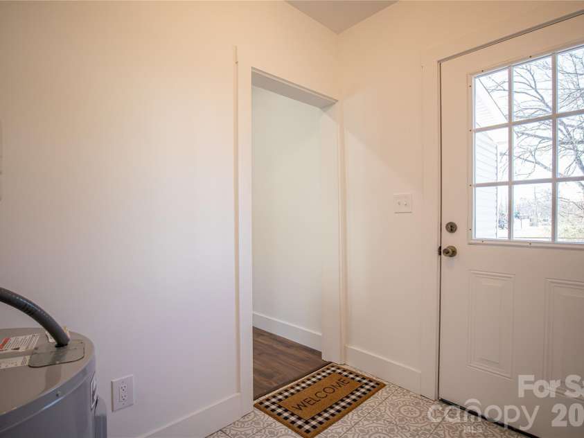 929 Long Street, Salisbury, NC 28144.  MLS# CAR4370414, YatesRealty ID 18957. 
