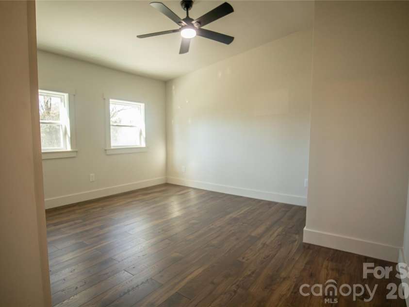929 Long Street, Salisbury, NC 28144.  MLS# CAR4370414, YatesRealty ID 18957. 
