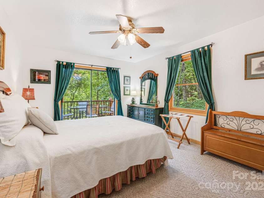 127 Lazy Creek Lane, Murphy, NC 28906.  MLS# CAR4177413, YatesRealty ID 1896. 